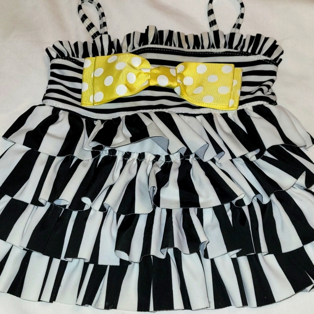 Mud pie 9-12 months swim or pageant top